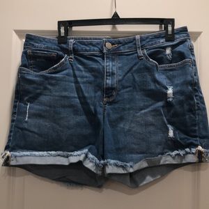 a.n.a Midrise denim shorts - size 12